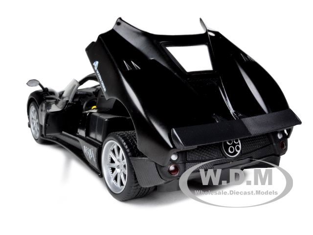 PAGANI ZONDA F BLACK 124 DIECAST MODEL CAR BY MONDO 51139  