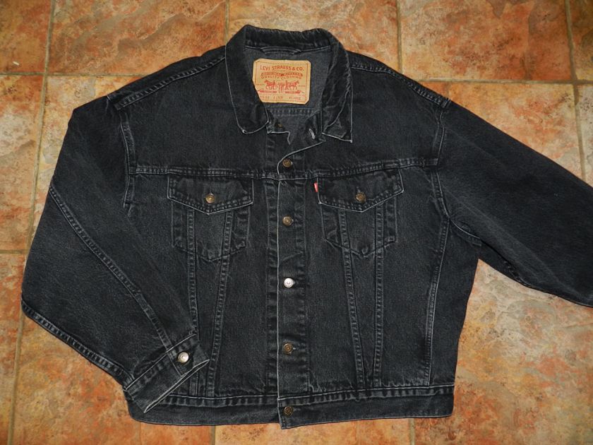 Vtg Levi’s black Jean Jacket Mens Size XL  