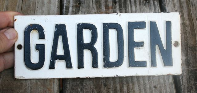 Country French style GARDEN SIGN   cast iron hand painted   decorating 