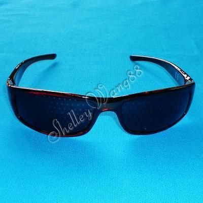 PINHOLE SUNGLASS EXERCISE MYOPIA NATURAL HEALING GLASSES VISION 