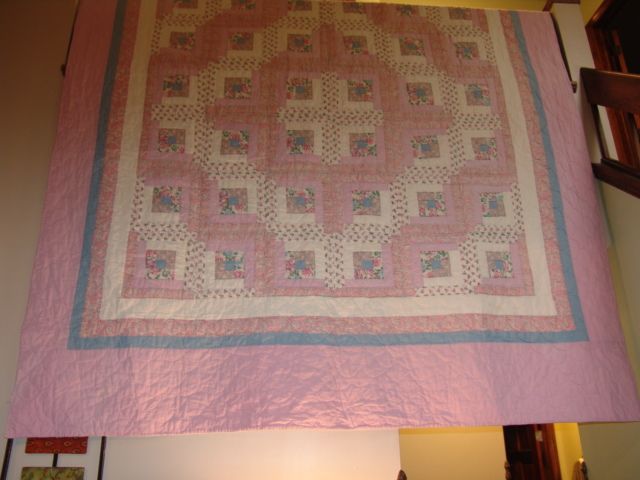 Vintage Hand Made Sewn Patchwork Piece Quilt Square Pattern 82x94 Pink 