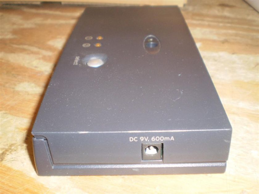 BELKIN OMNIVIEW 2 PORT KVM SWITCH F1DB102P E Series  