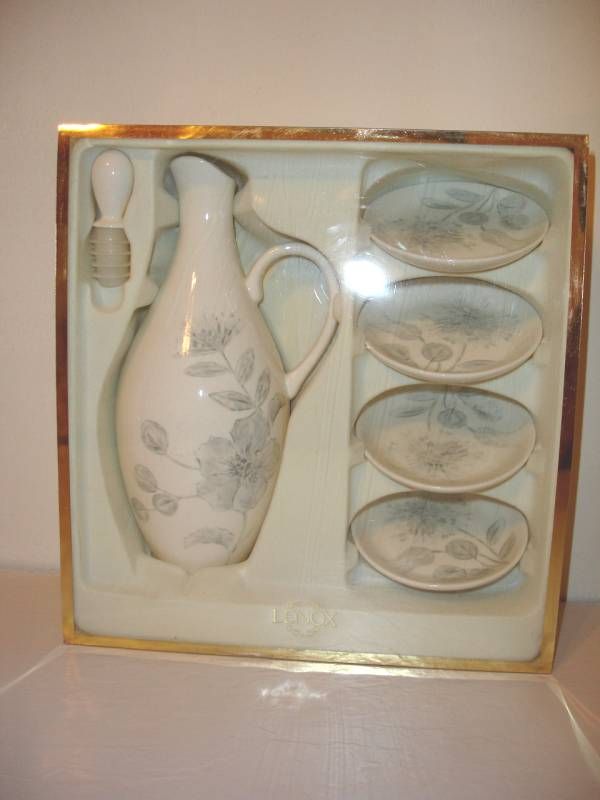   Oil Bottle & 4 Dipping Bowls Boxed Gift Set Money Tree Grey Floral New
