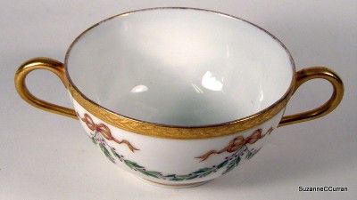 Simply Beautiful Higgins Seiter Limoges HOLLY GARLAND Bouillon Cup 