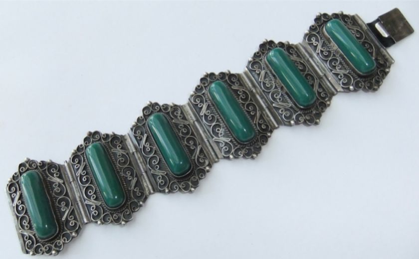 BOLD STRIKING VINTAGE OLD MEXICO STERLING SILVER GREEN ONYX BRACELET 