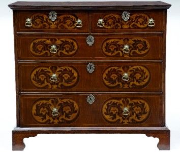 LATE 17TH CENTURY WALNUT FLORAL MARQUETRY CHEST OF DRAWERS  