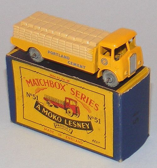 Matchbox #51 a Albion Chieftain Cement Truck NEAR MIB  