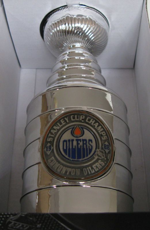   EDMONTON OILERS STANLEY CUP REPLICA 1988 CHAMPS 8 716298411175  