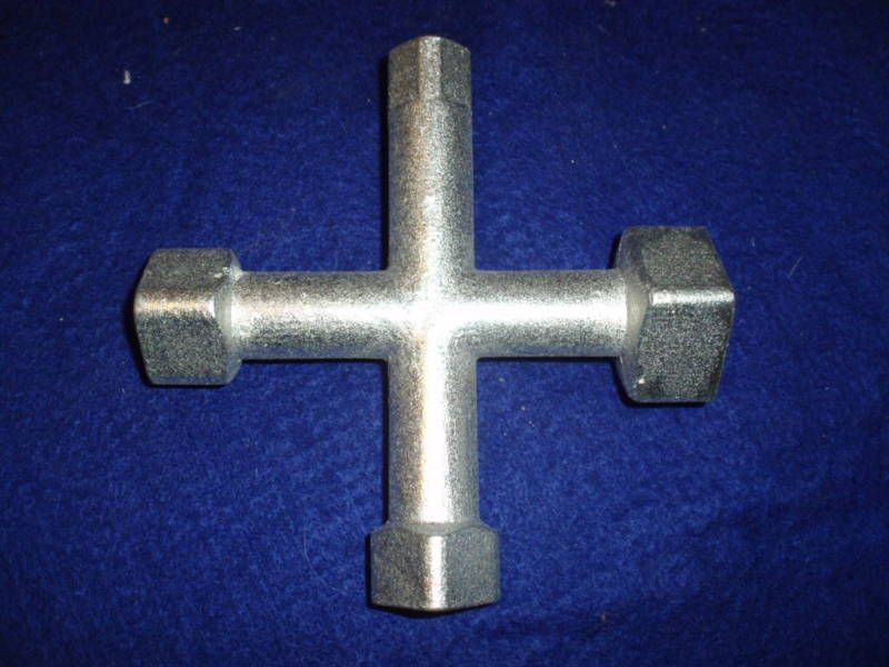 Cleanout Plug Tool Wrench 4 Way  