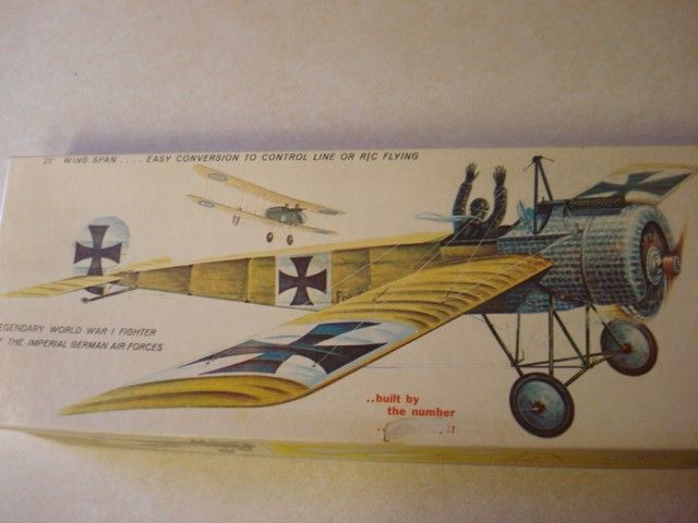 STERLING MODELS * FOKKER EINDECKER E III * F/F MODEL AIRPLANE KIT 