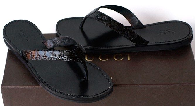 GUCCI New Womens Flats Thong Shoes Sandals sz 37   7.5 Auth Black Flip 