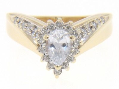 VINTAGE 14K YG AQUAMARINE DIAMOND LADIES COCKTAIL RING  