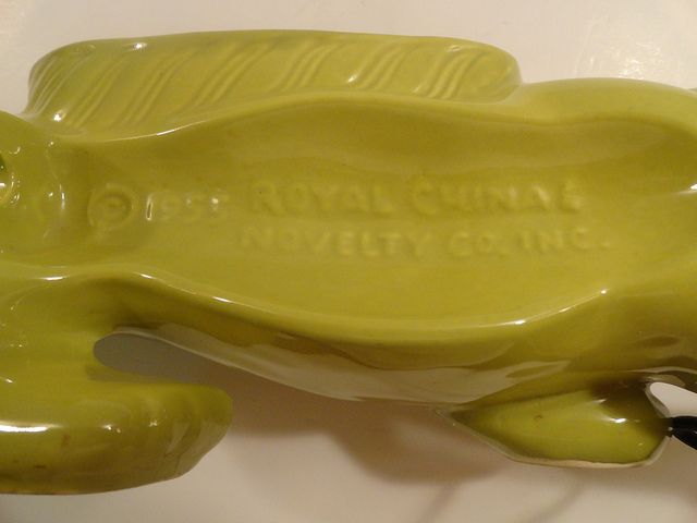   Century Modern 1953 ROYAL CHINA NOVELTY CO Green PUMA PANTHER TV LAMP