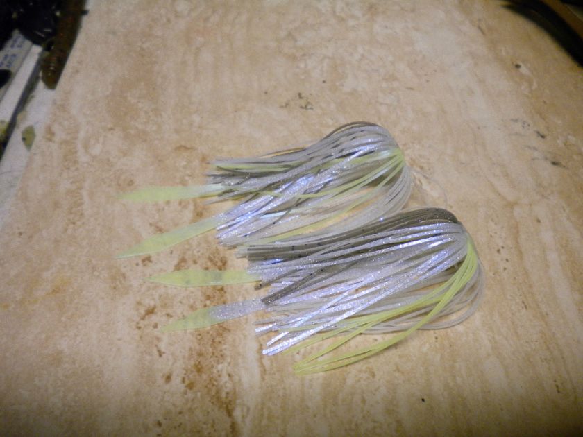 Bass fishing swim jig skirt with tails  Threadfin Shad  