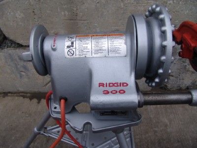 RIDGID 300 PIPE THREADER THREADING MACHINE WORKS GREAT  