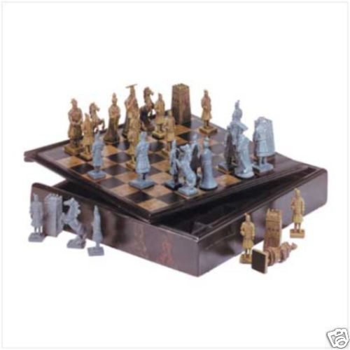 G002 CHINESE WARRIOR CHESS SET  