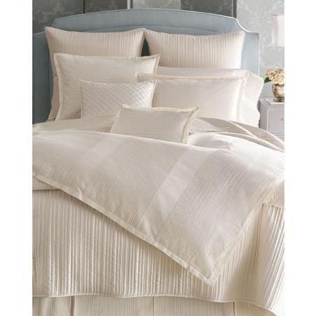 Bloomingdales CHARISMA Somerfield King DUVET COVER SHAMS SKIRT $815 