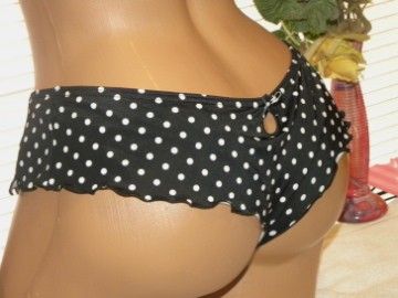 NWT Victorias Secret Tiger Dot Bottom Keyhole Medium  