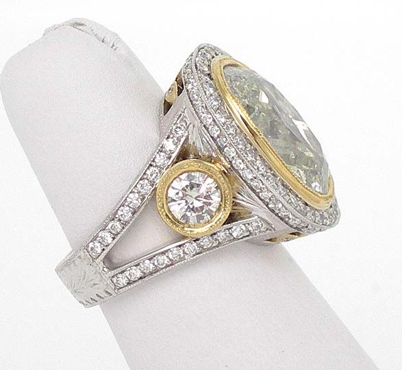 04 CT. OVAL & 2.30 CTS. ACCENT DIAMONDS HANDMADE RING