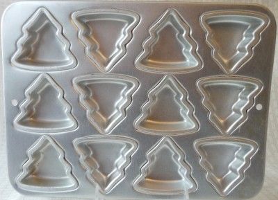 1994 Wilton Industries Cake Pan Aluminum 12 Mini Christmas Tree Molds 