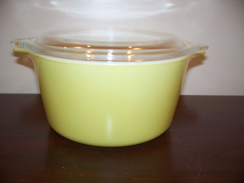 PYREX CASSEROLE REFRIDGERATOR DISH YELLOW LID 1 QT #18  