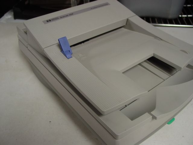 HP SCANJET ADF C6270A FLATBED SCANNER  