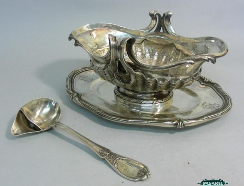 Art Nouveau Odiot Silver Sauce Boat & Ladle Paris c1900  