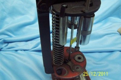 Vintage 12 gauge Mec 310 reloading press with extras for shotshells 