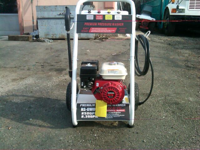 2500 PSI Pressure Washer with Honda Engine  