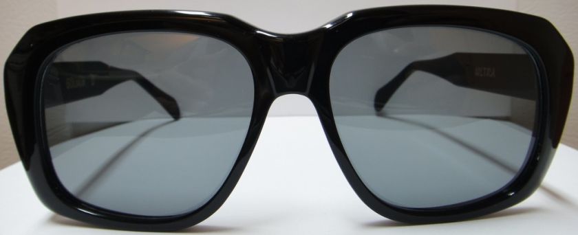 ULTRA GOLIATH II SUNGLASSES VINTAGE OCEANS 11 CASINO SOLID BLACK 